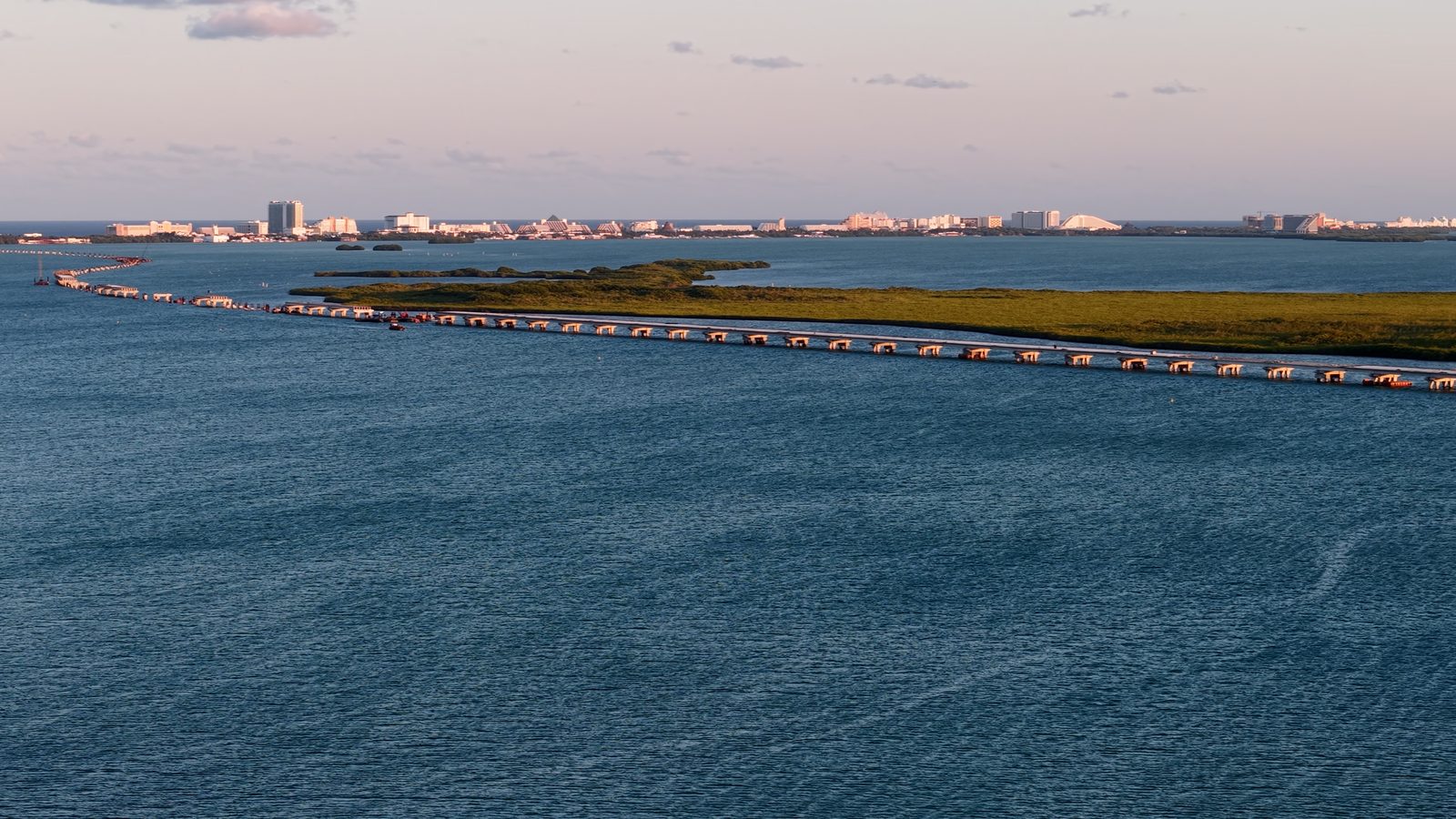 The Tafil near the Nichupté lagoon bridge at golden hour